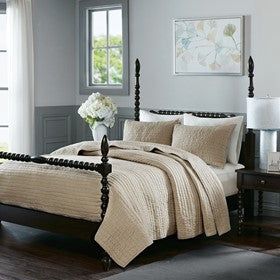 Serene 3 Piece Hand Quilted Cotton Quilt Set By Madison Park Signature