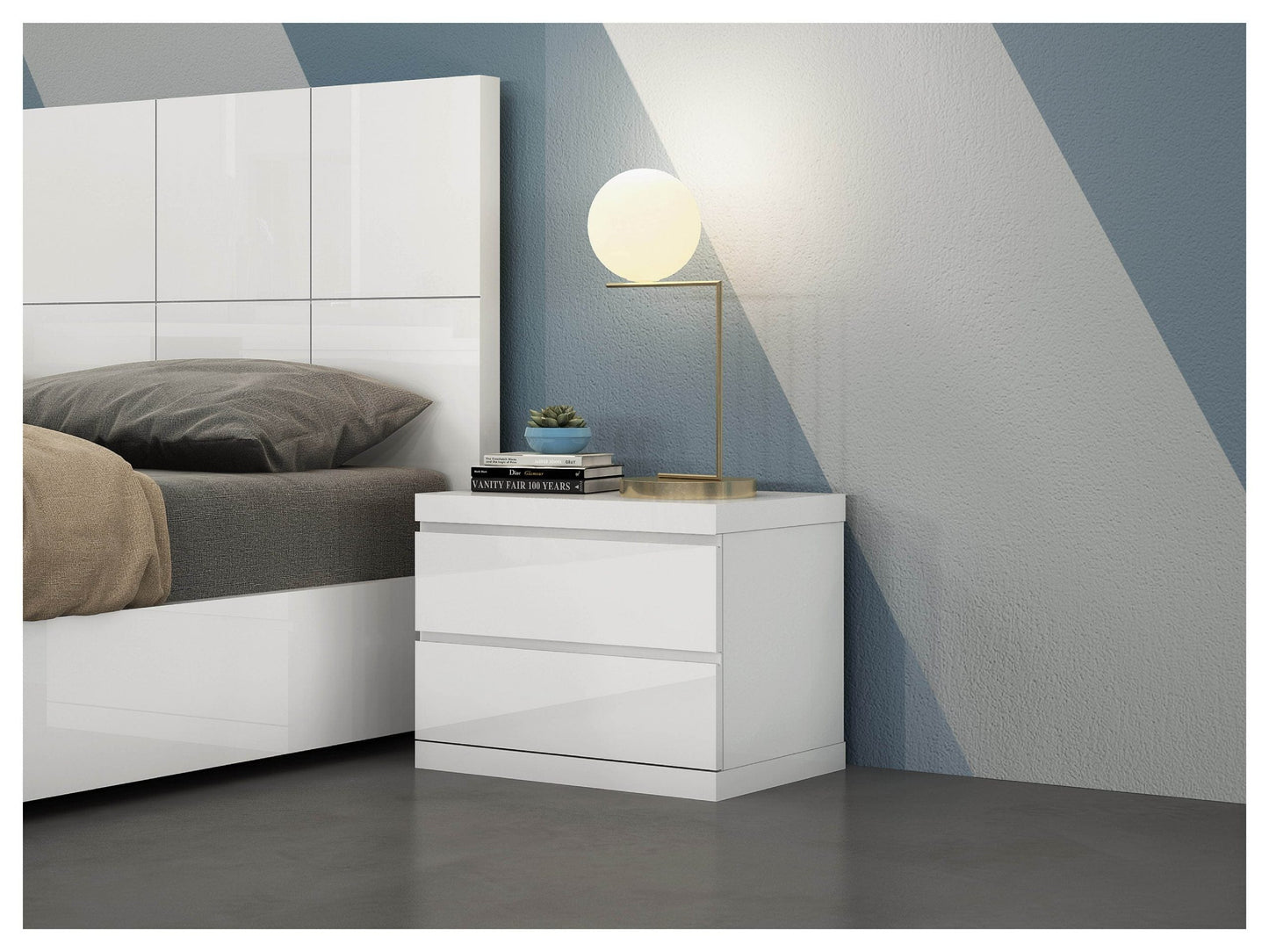 Whiteline Anna King 5 piece Bedroom Set